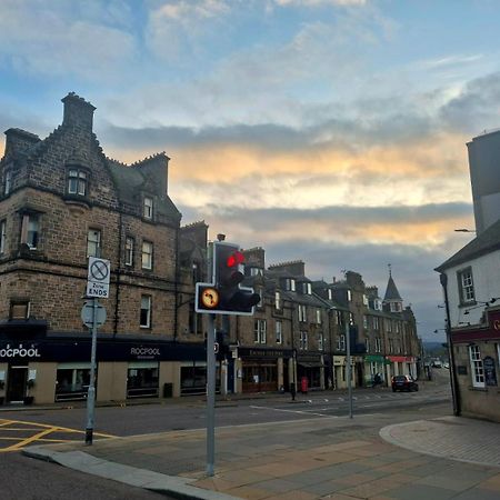 Highland Historical Home In Inverness City Centre Екстериор снимка
